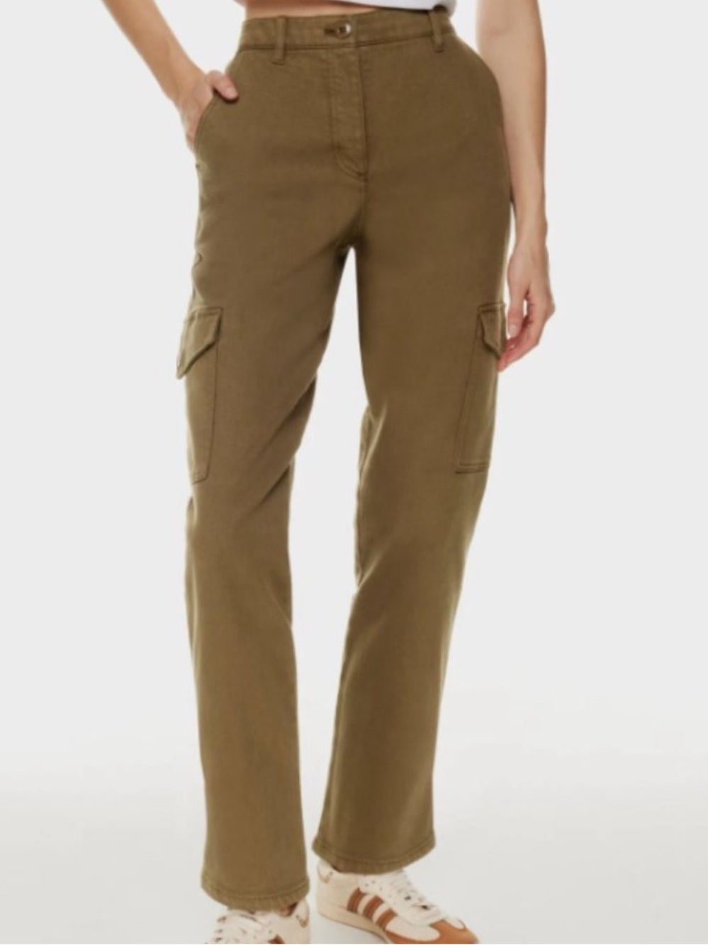 Wilfred Free Modern Cargo Pant High-waisted cargo pants brown size 8 minimalist